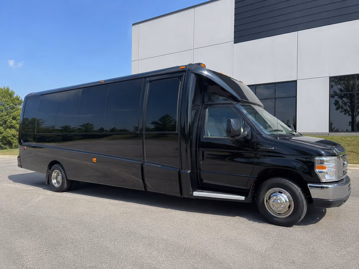Georgetown Homecoming & Prom Party Bus Rentals