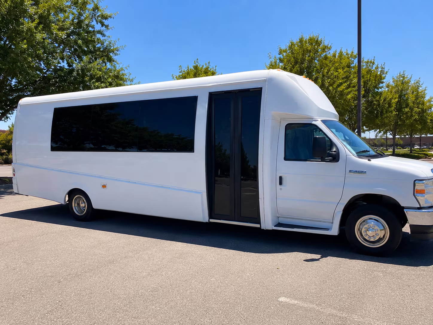 Round Rock Winery Tour & Pub Crawl Transportation